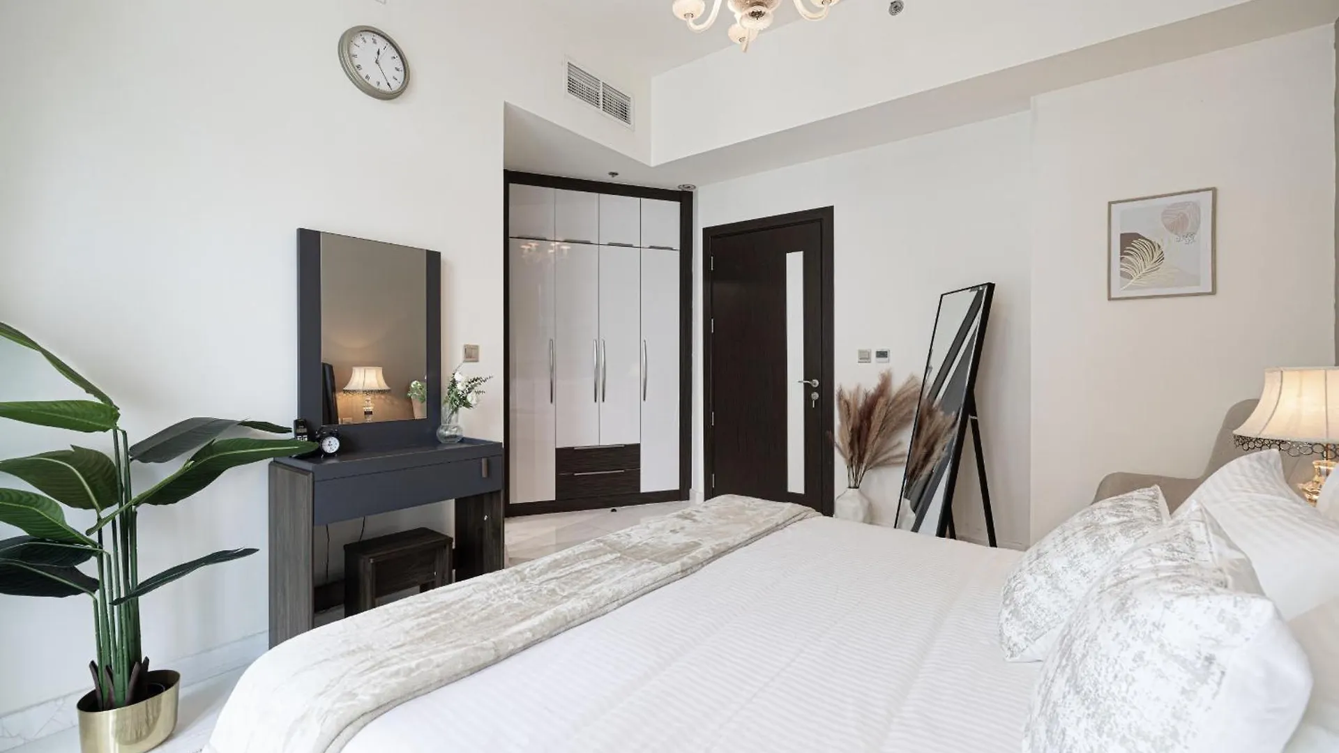 Stayis -1Br Burj Khalifa View Near Downtown 迪拜